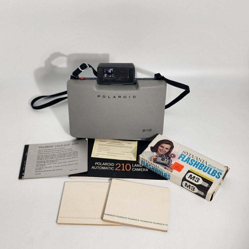 Polaroid Automatic 210 Land Camera With Sylvania Blue Dot Flashbulbs & Manuals
